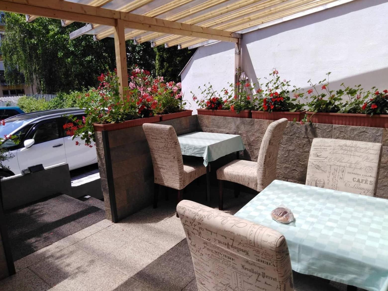 Filsdeger Royal Panzió Acomodação com café da manhã Exterior foto